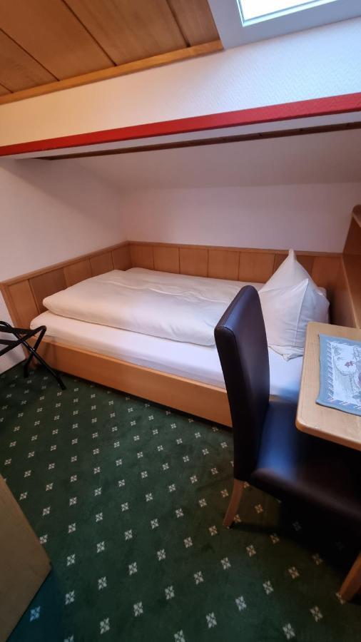 Gaestehaus Christl ラートシュタット エクステリア 写真